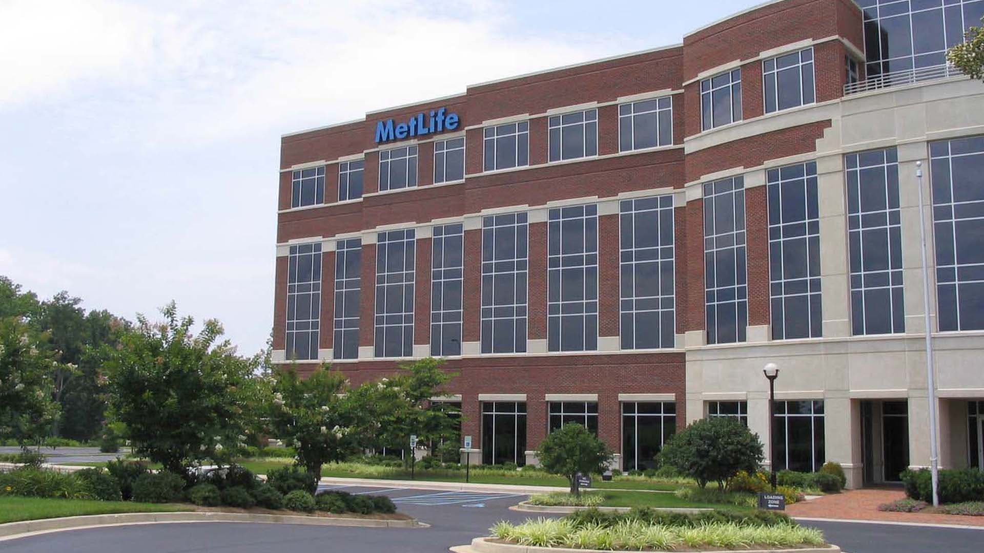 Multi-story brick and glass MetLife office building